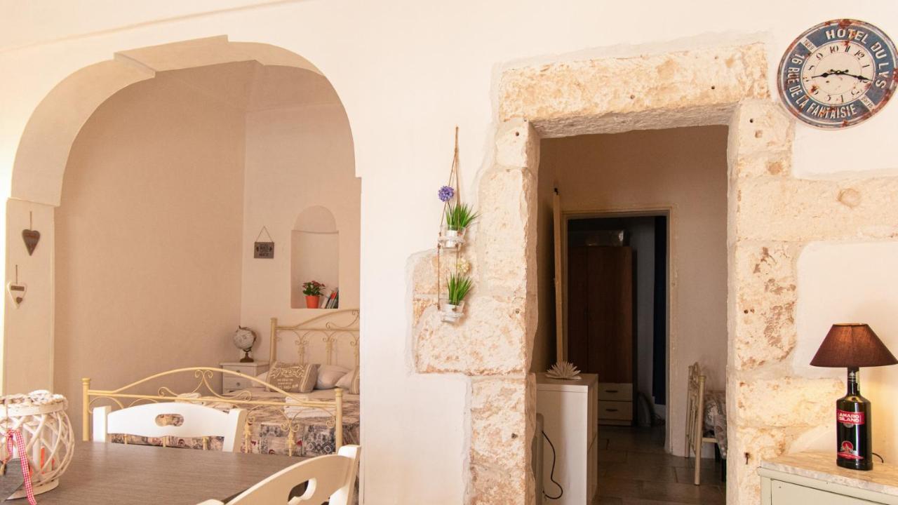 Apartmán Casetta Vicolo Ennio By Typney Ostuni Exteriér fotografie
